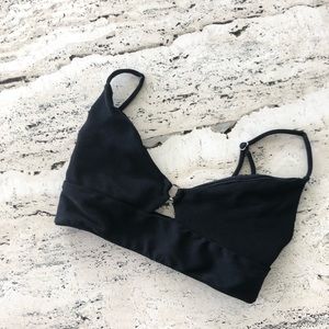 ✨BERSHKA✨ bralette/crop top